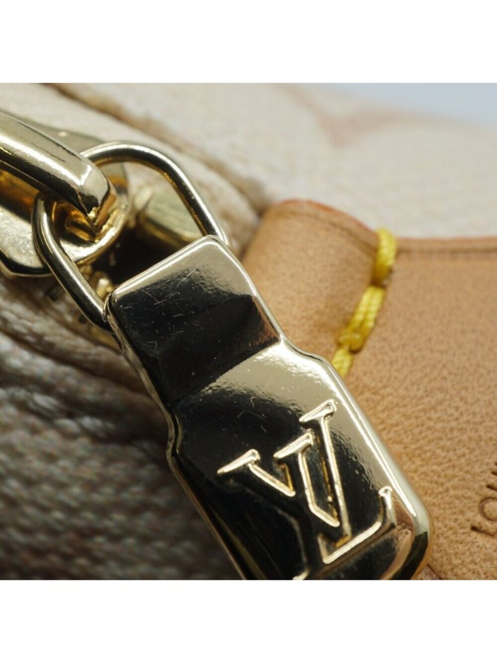 Louis Vuitton Pochette Cosmetic PM Pouch Mini Bag Beige - Picture 9 of 10